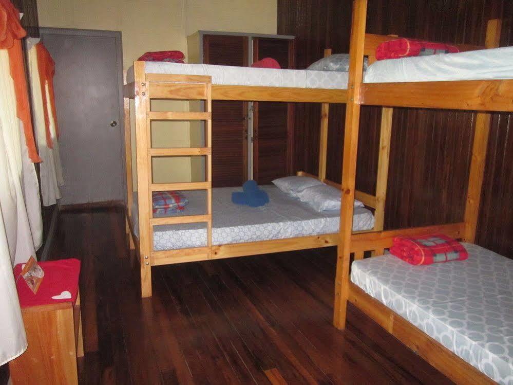 Islas Del Rio Hostel Tirimbina Екстериор снимка