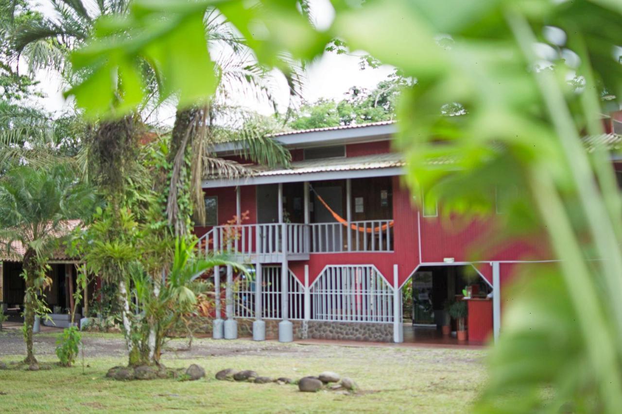 Islas Del Rio Hostel Tirimbina Екстериор снимка